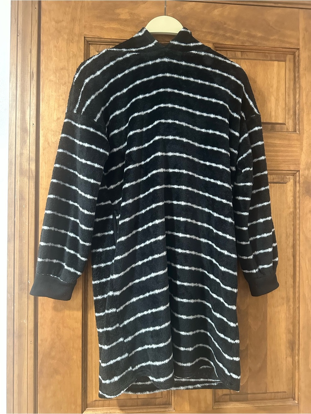 art class Black and White Horizontal Stripe Cardigan